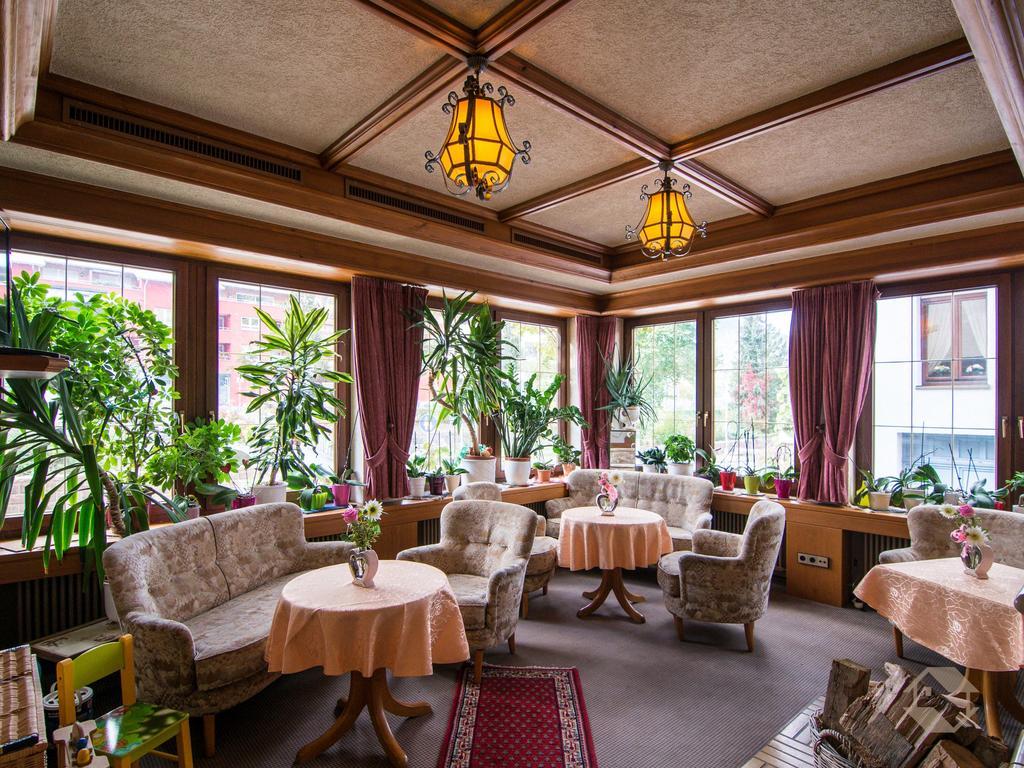 Hotel Restaurant Alte Linde Bad Wildbad Zewnętrze zdjęcie