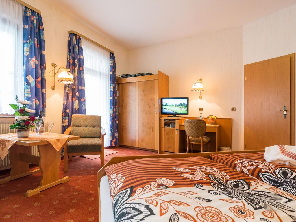 Hotel Restaurant Alte Linde Bad Wildbad Zewnętrze zdjęcie